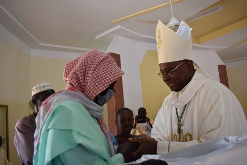 Noël 2022 : Le Grand Imam de Dori aux côtés de ses frères chrétiens de Dori